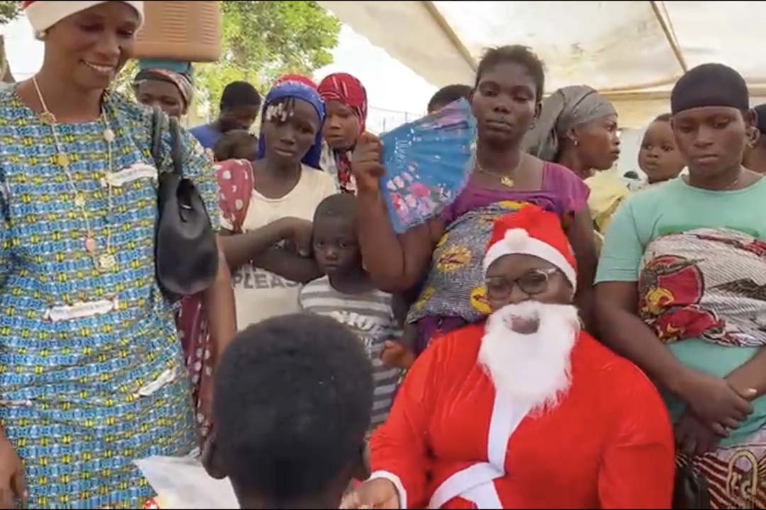 Noël joyeux à Assinie grâce au Maire
