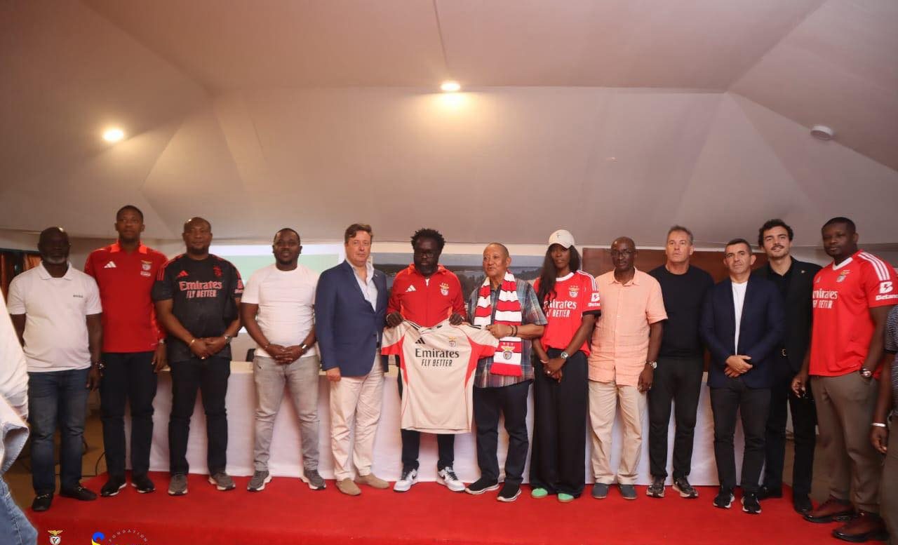 Visite officielle de Benfica Lisbonne à Assinie.